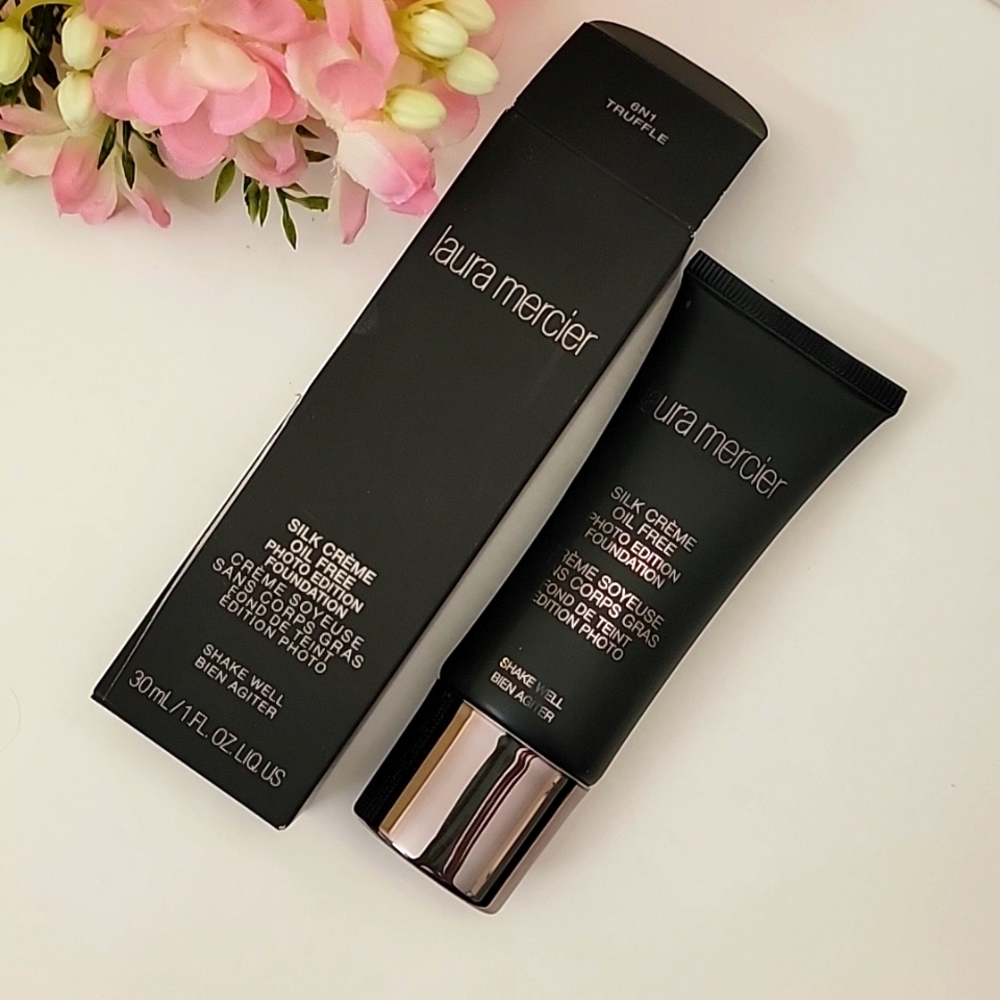 LAURA MERCIER Silk Creme OIL FREE Photo Edition Foundation 1.0 oz / 6N1 TRUFFLE